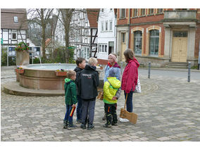 Rasseln in Naumburg - eine alte Ostertradition (Foto: Karl-Franz Thiede)